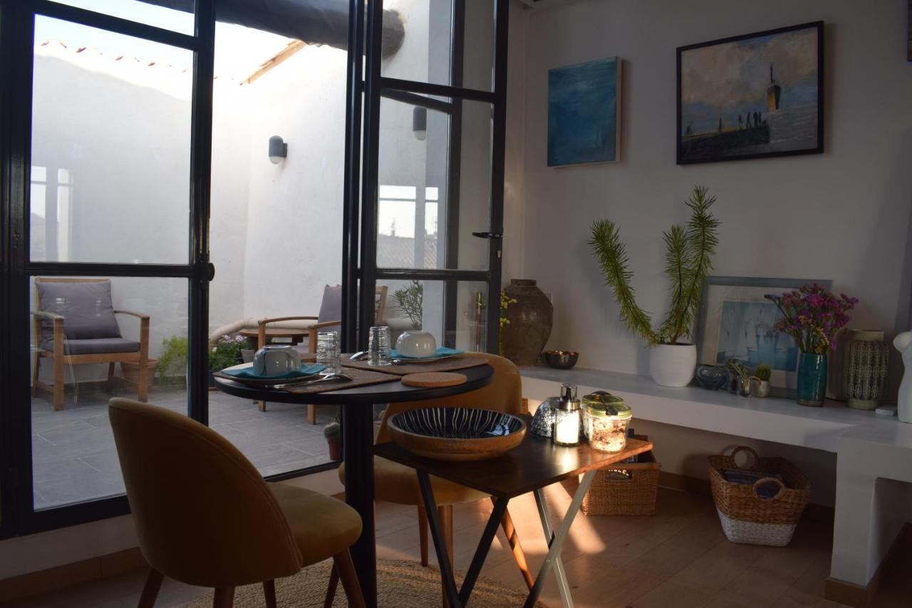 Les Jasmins Bed and Breakfast Marseillan  Eksteriør billede